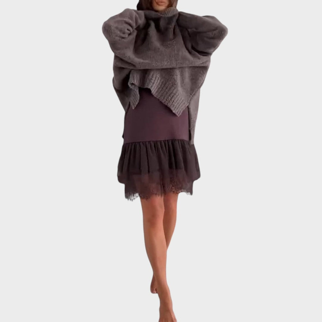 Aurora – Rullekravesweater og slipdress i sæt
