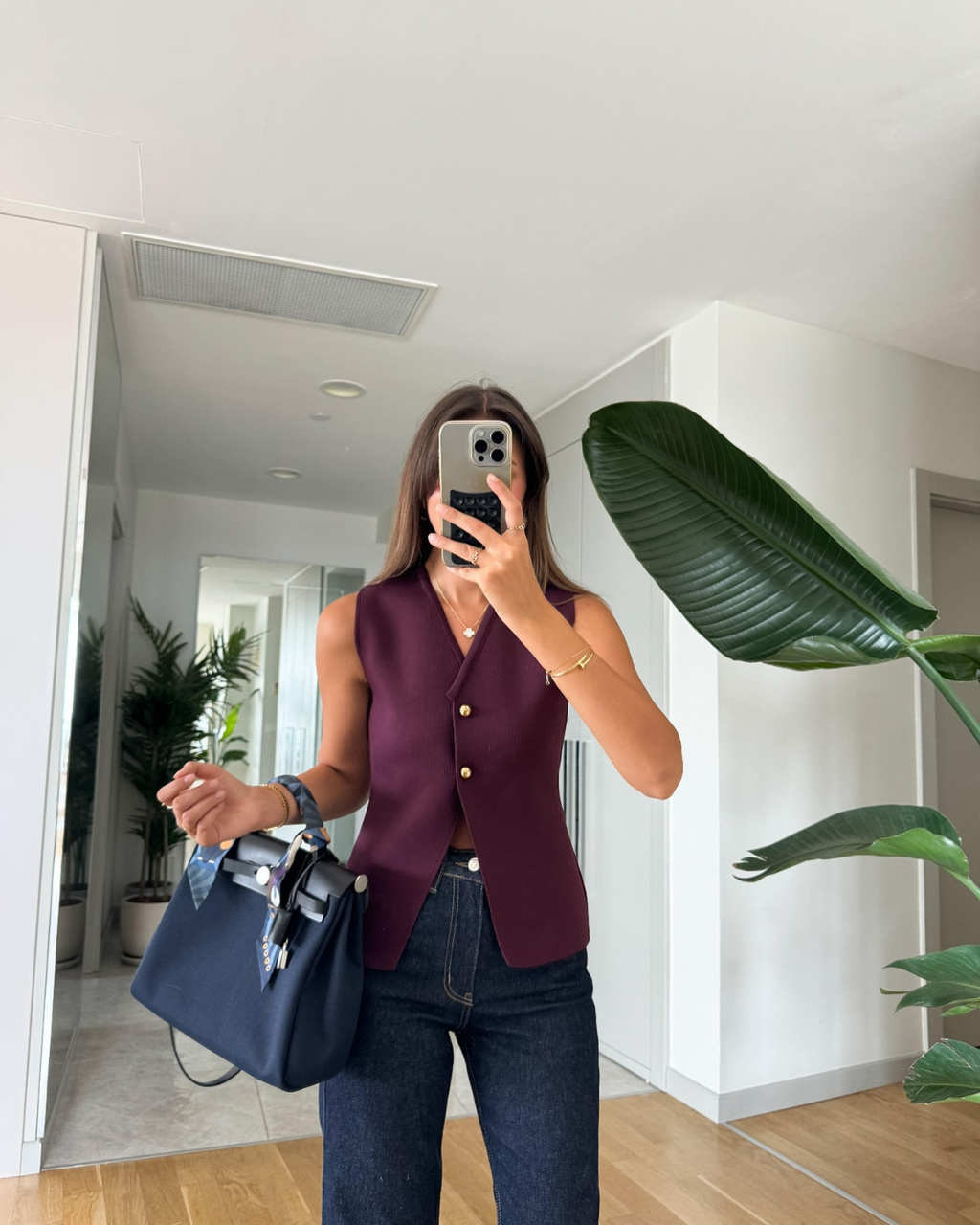 Marcella | Strikvest med guldknapper