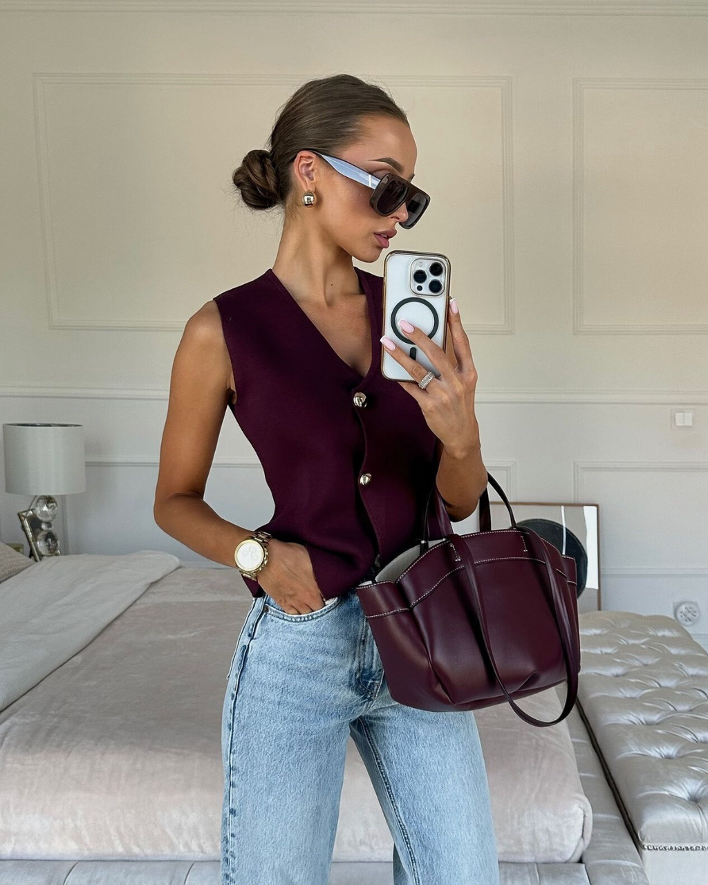 Marcella | Strikvest med guldknapper