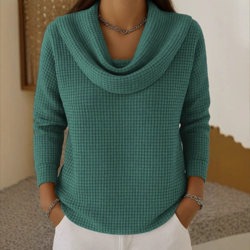 Cirilla | Varm sweater i bikubestrik med kaskadehals