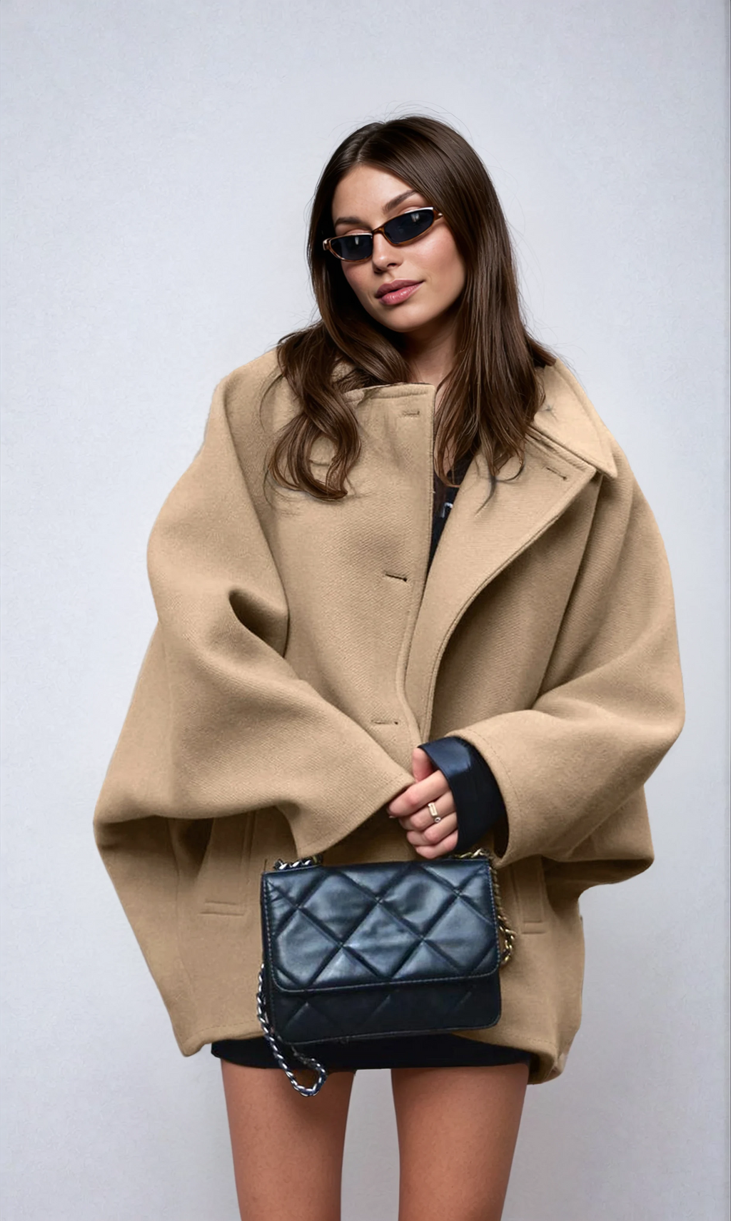 Francesca | Oversized frakke i uldblanding med knaplukning