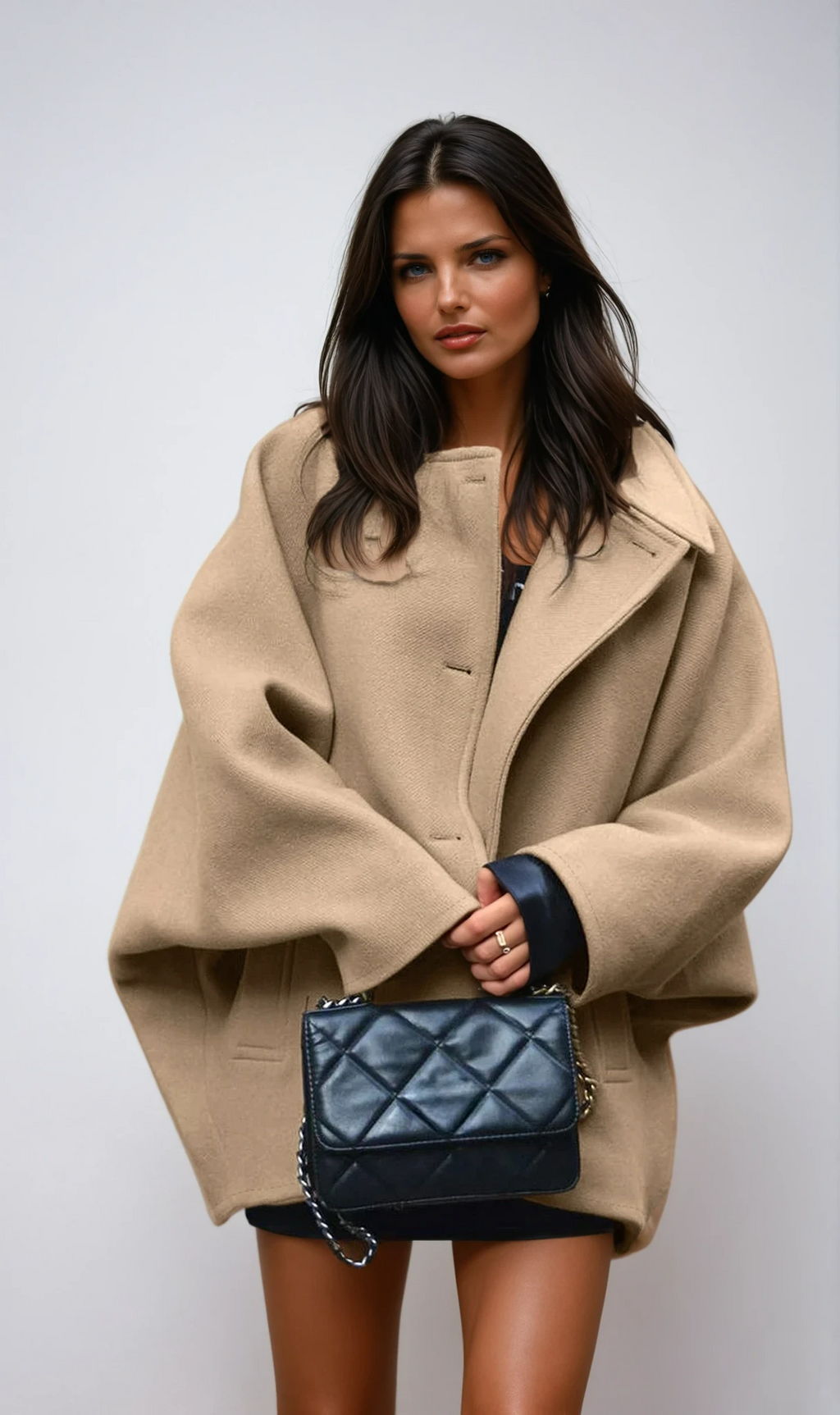 Francesca | Oversized frakke i uldblanding med knaplukning