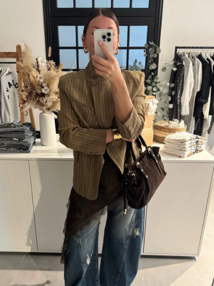 Lidia – Afslappet stribet blazer med lommer