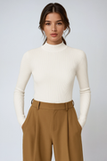 Elisabetta | Ribstrikket rullekravetop