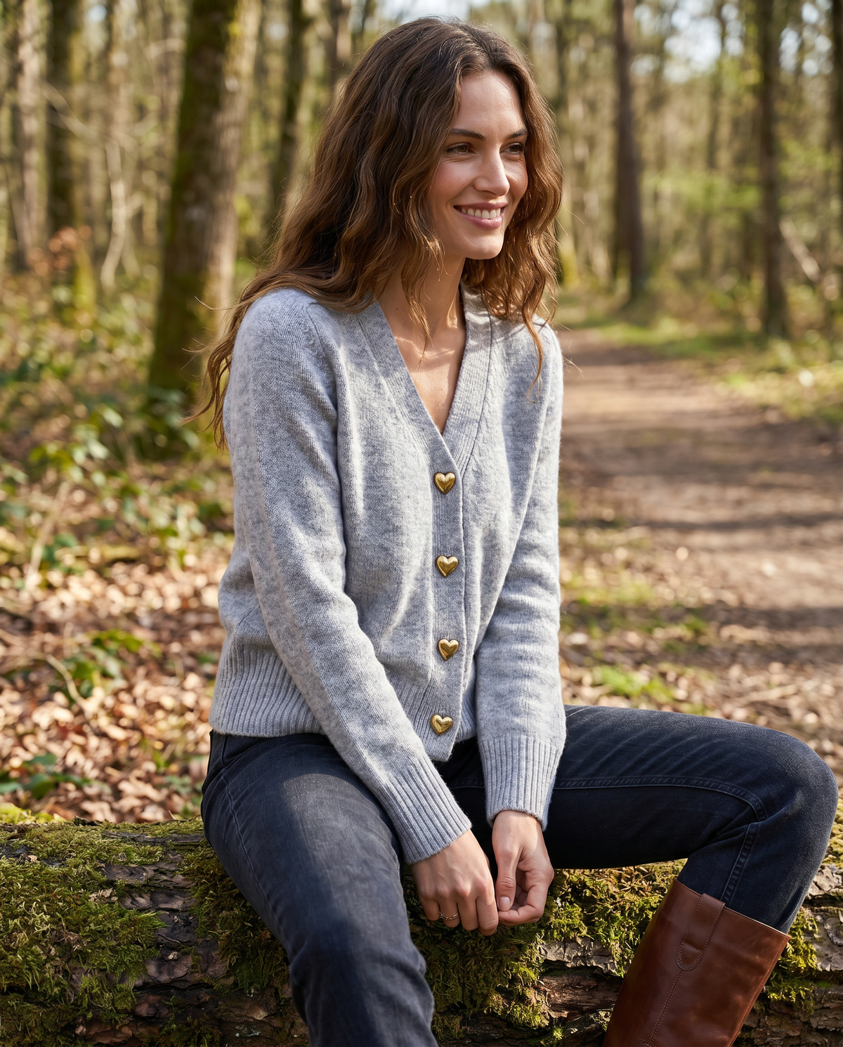 Concetta – Cardigan i blødt strik med V-hals og knapper