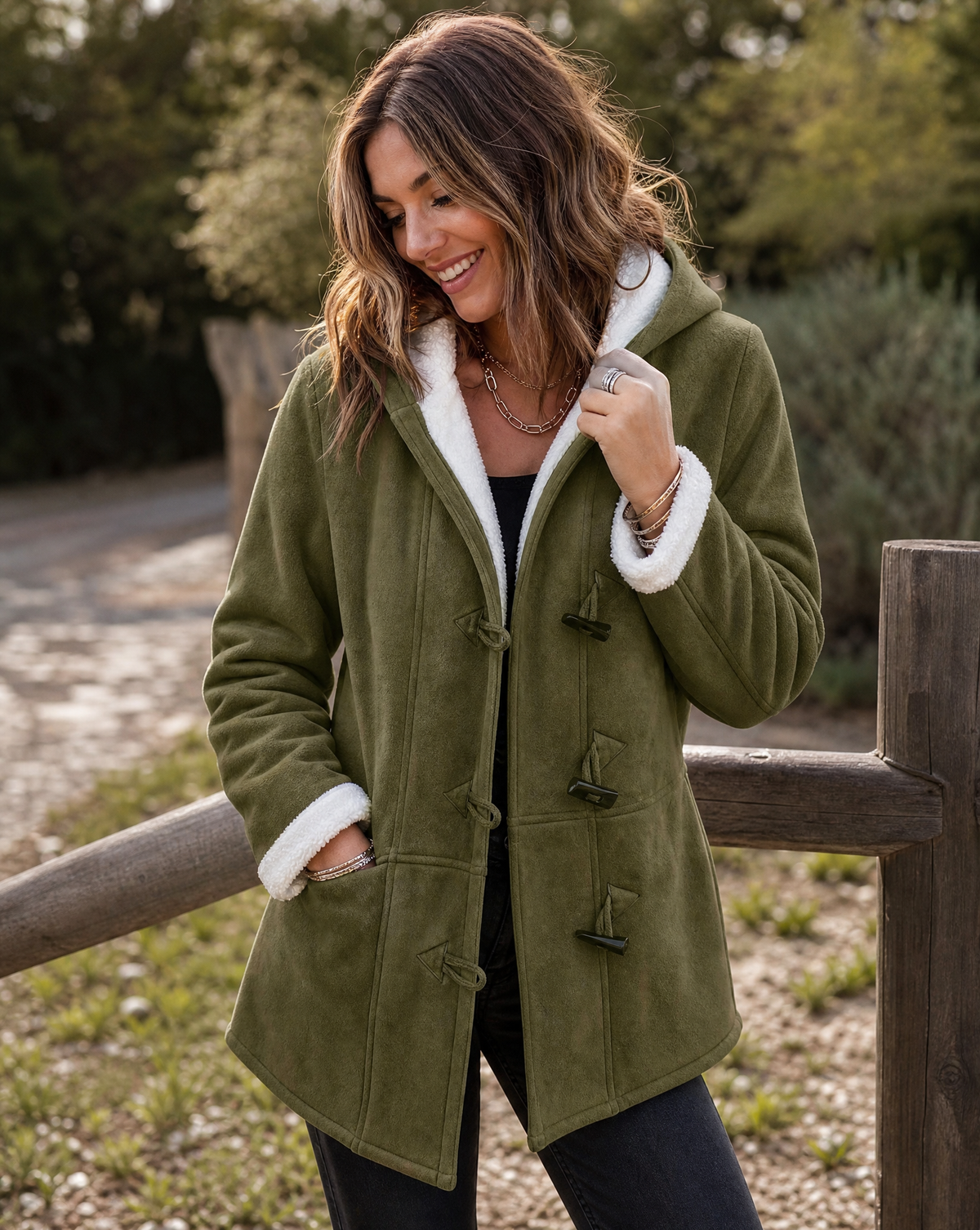 Marilisa – Varm duffelcoat med knebelknapper
