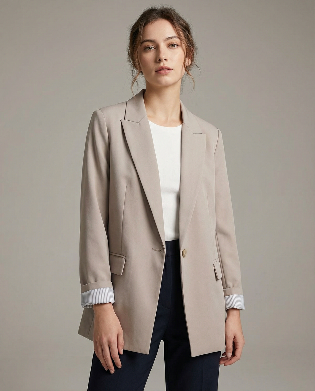Paola – Oversized hørblazer til ubesværet kontorstil