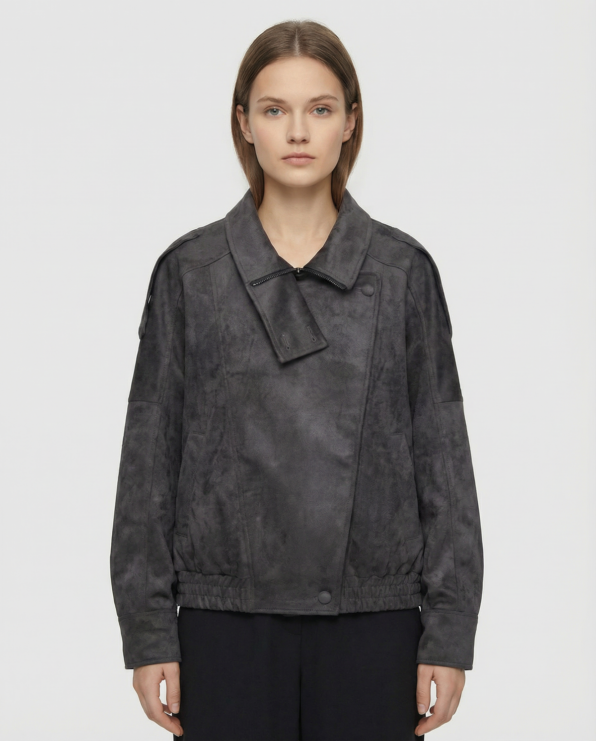 Ramona | Oversized jakke i imiteret ruskind med asymmetrisk krave