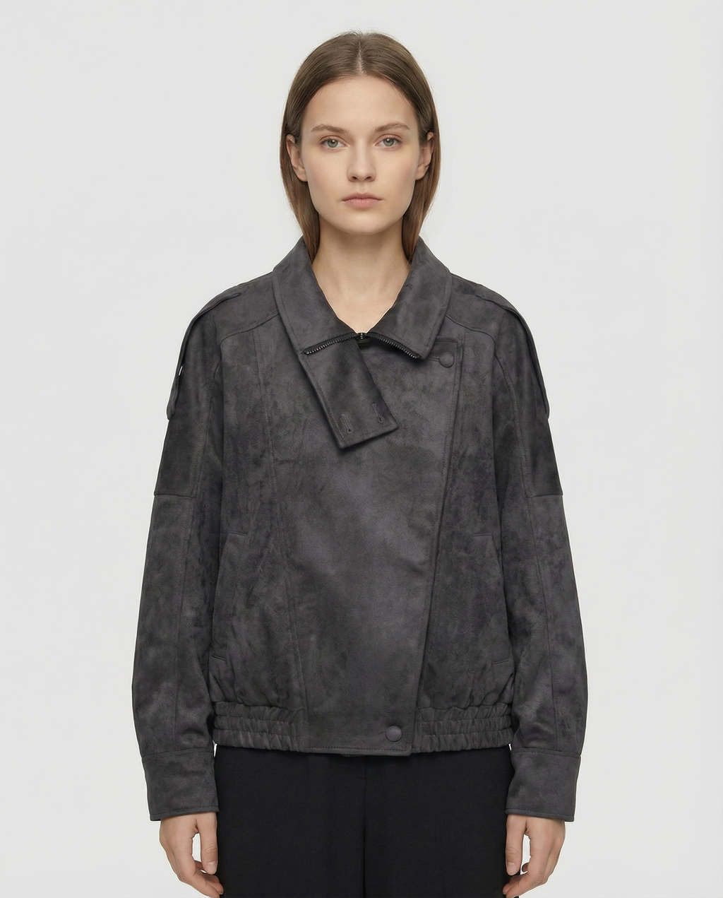 Ramona | Oversized jakke i imiteret ruskind med asymmetrisk krave