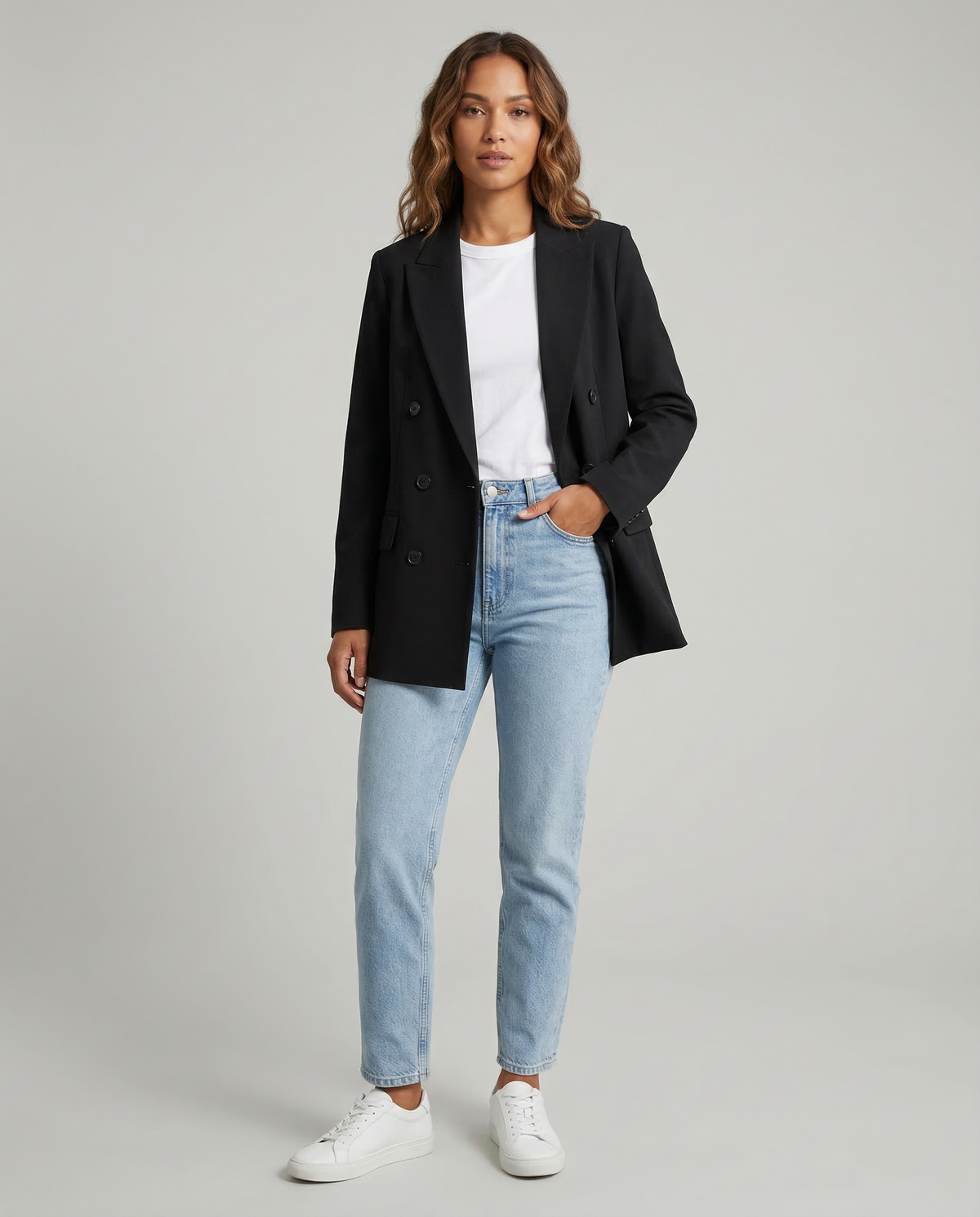 Nina – Sort klassisk tailleret dobbeltradet blazer