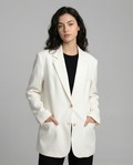 Bettina – Elegant ensfarvet kontorblazer med lange ærmer