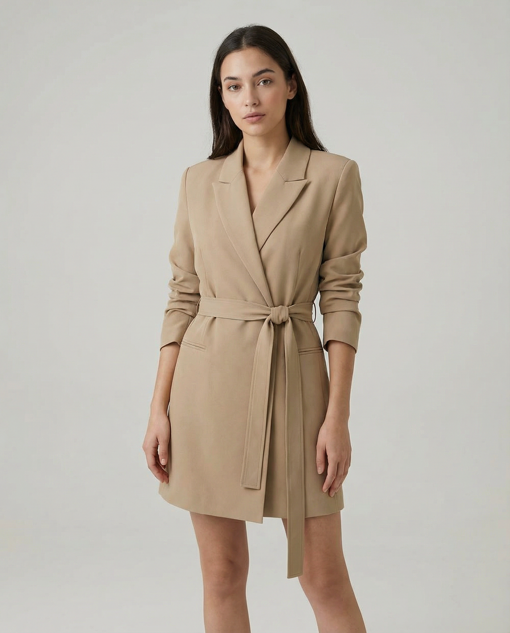 Fiorella – Hvid tailleret hverdagsblazer