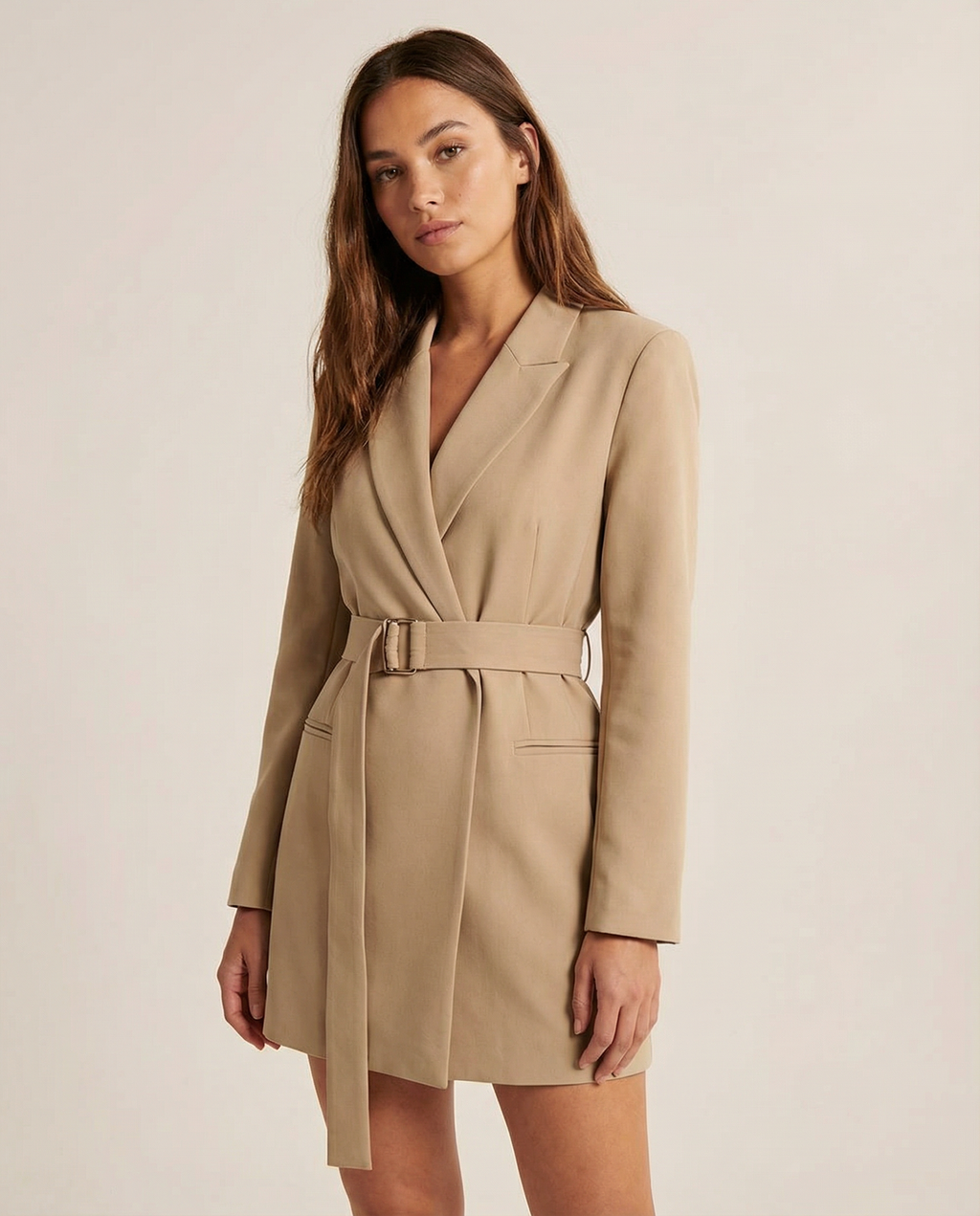 Fiorella – Hvid tailleret hverdagsblazer
