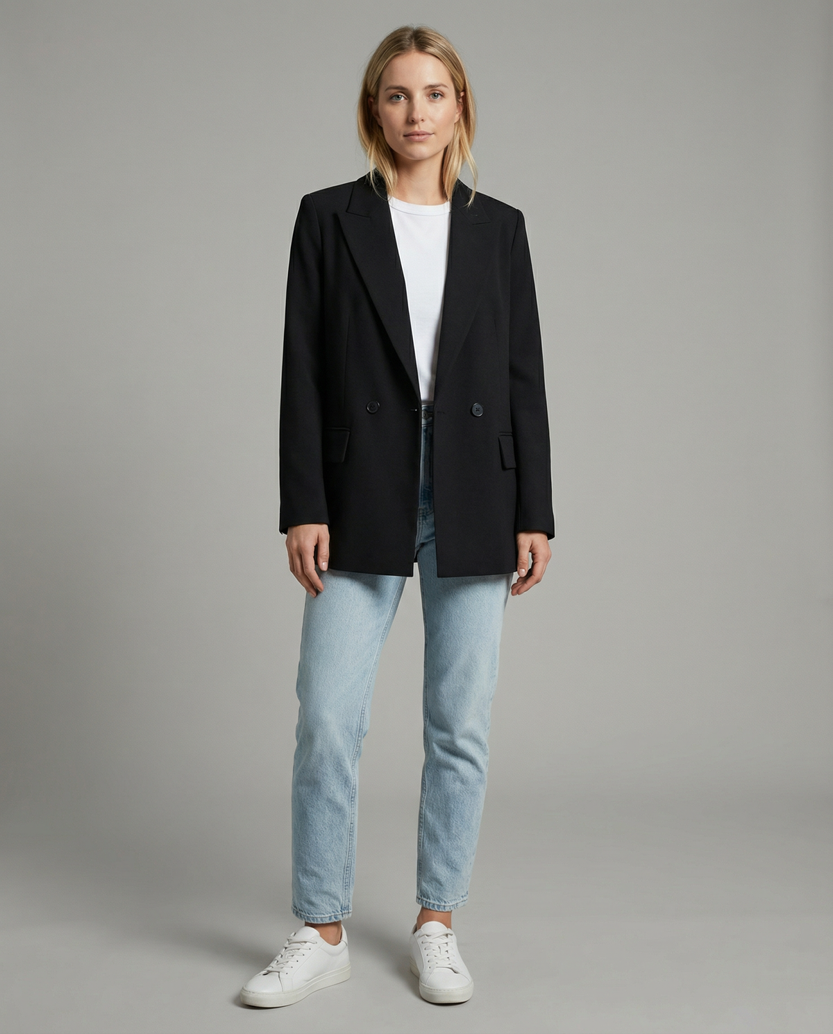 Nina – Sort klassisk tailleret dobbeltradet blazer