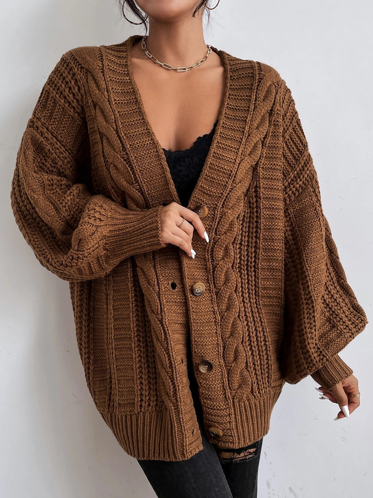 Alida – Oversized kabelstrikket cardigan