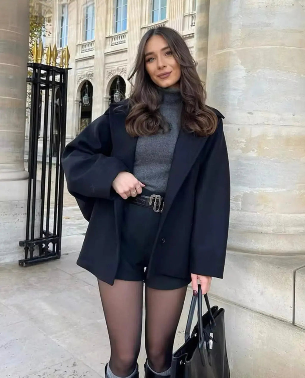 Venturina | Kort, elegant frakke