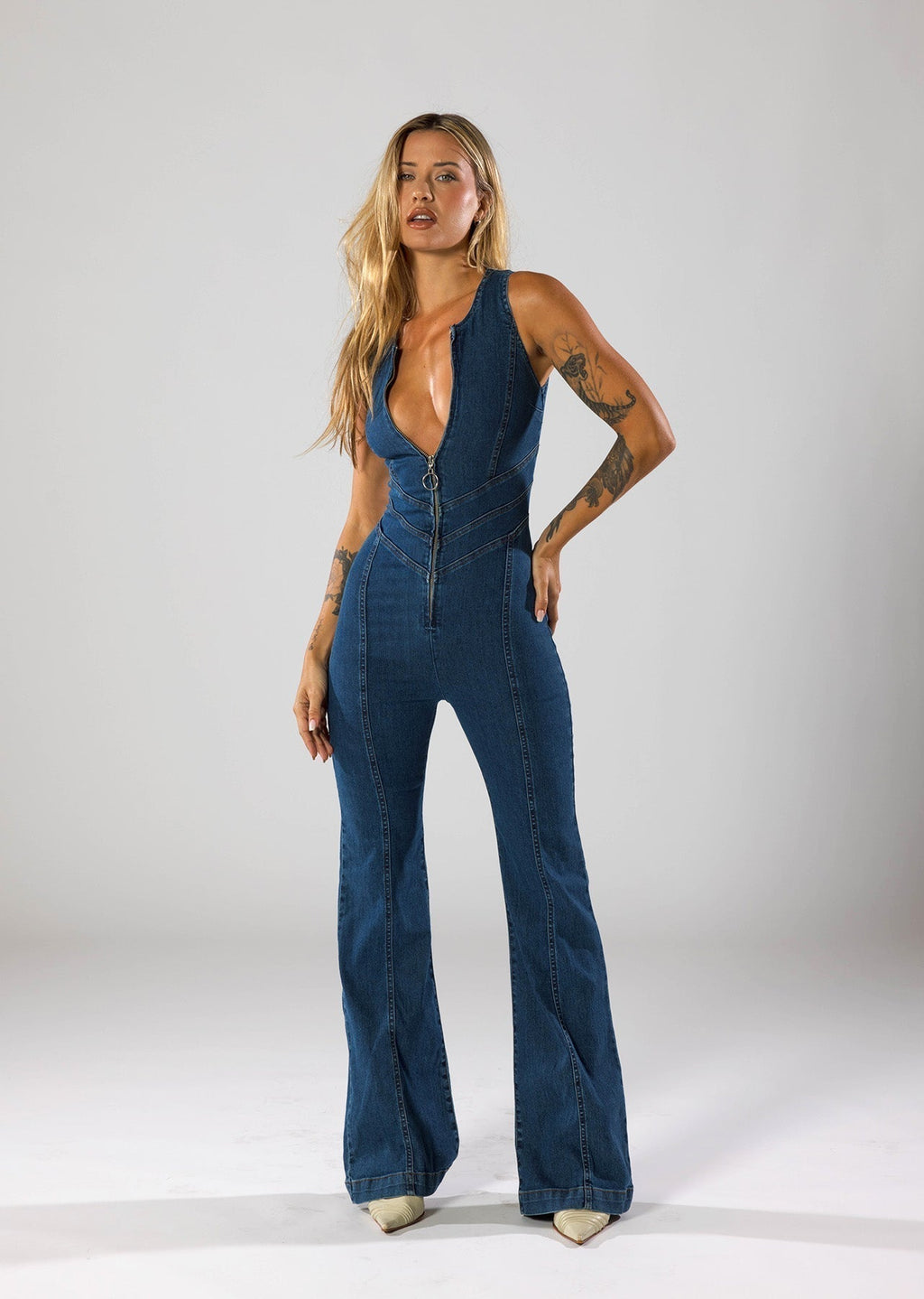 Rebecca | Denimbuksedragt med hjerteformet udskæring