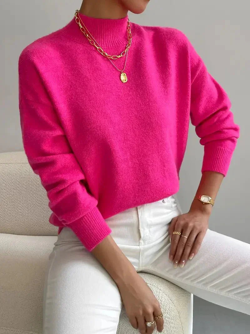 Silvana | Elegant strikket rullekravesweater med slå-om-effekt