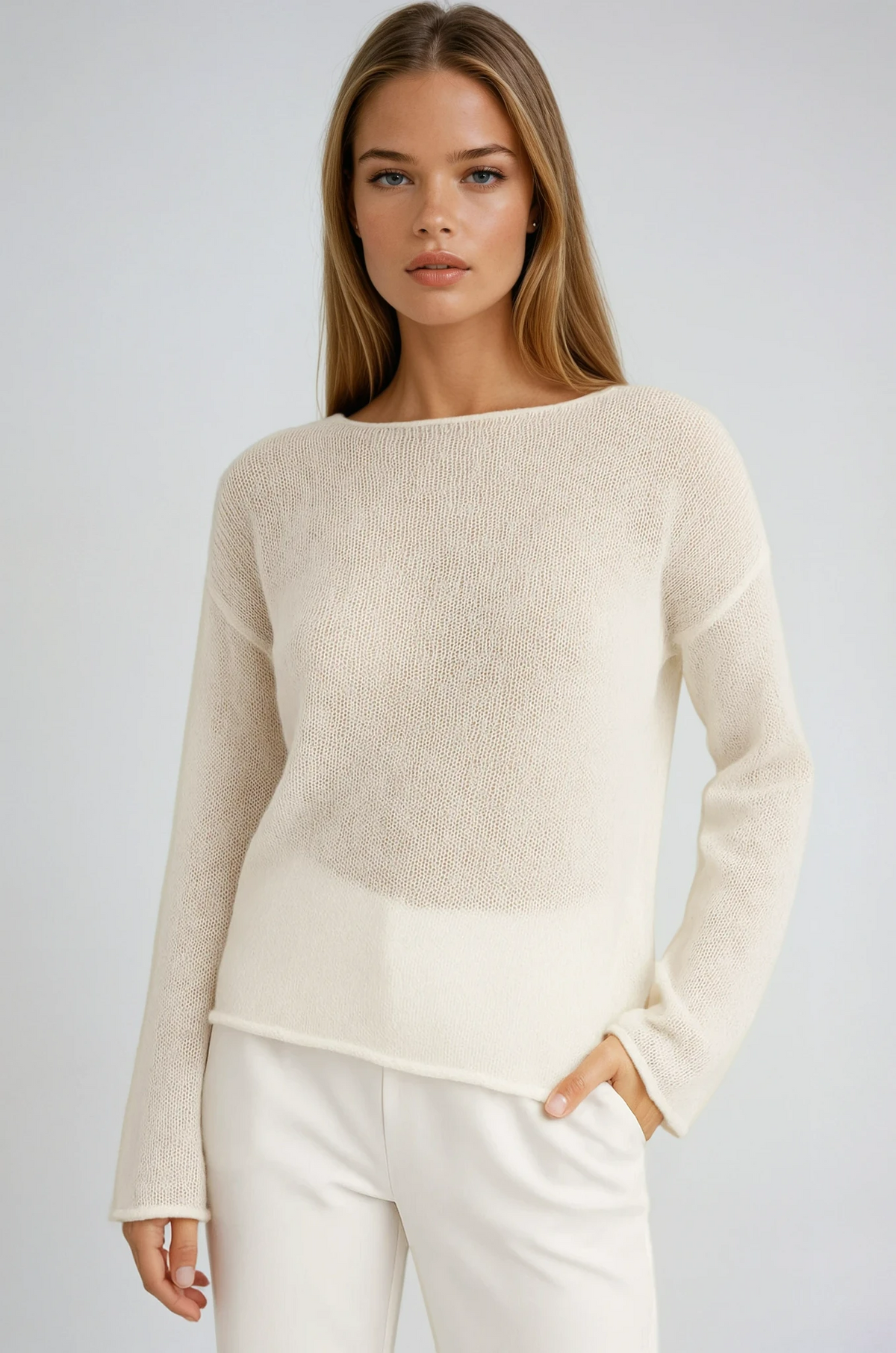 Andreina | Struktureret gennemsigtig striksweater