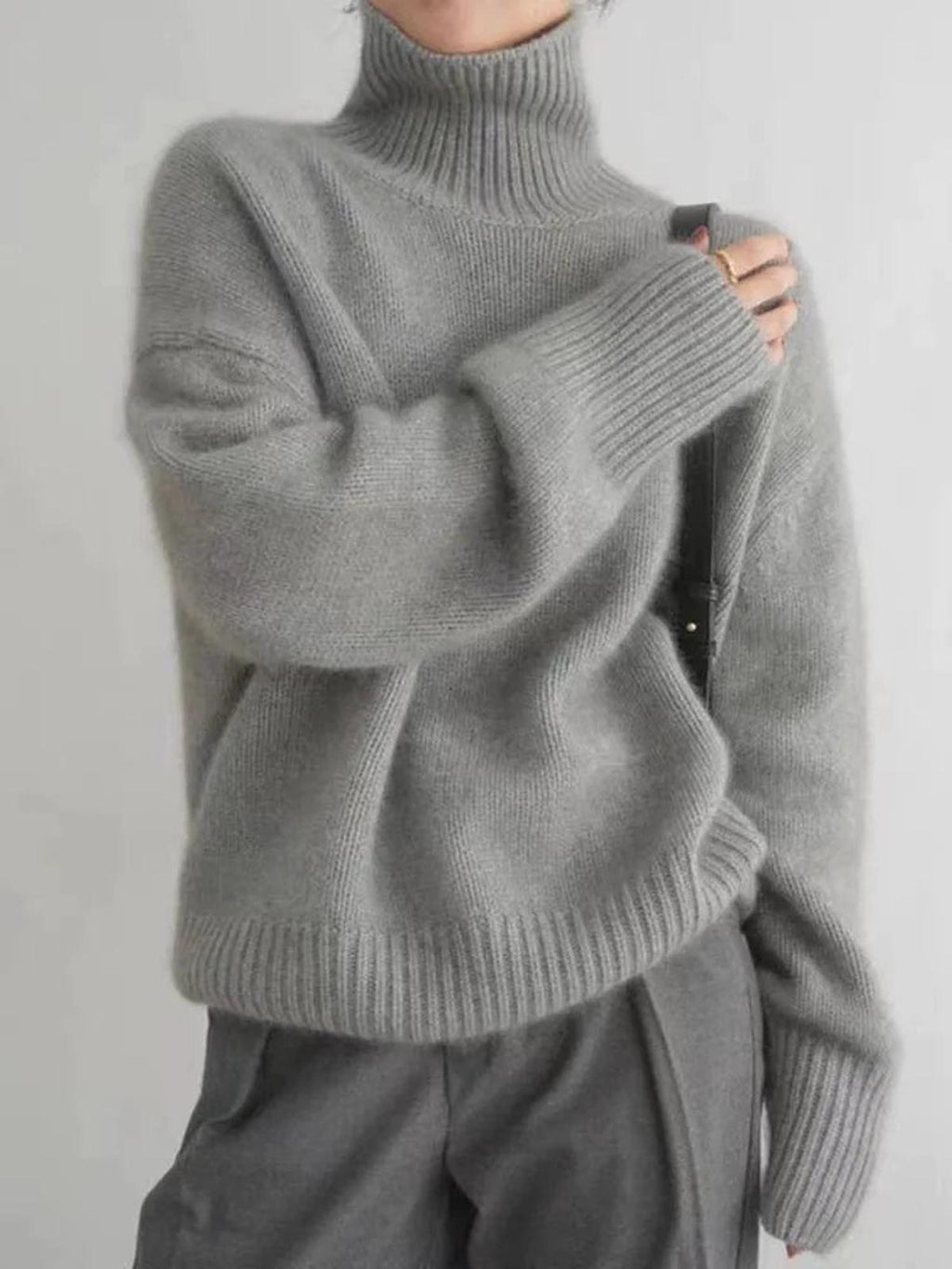 Cristiana | Rullekravesweater til kvinder