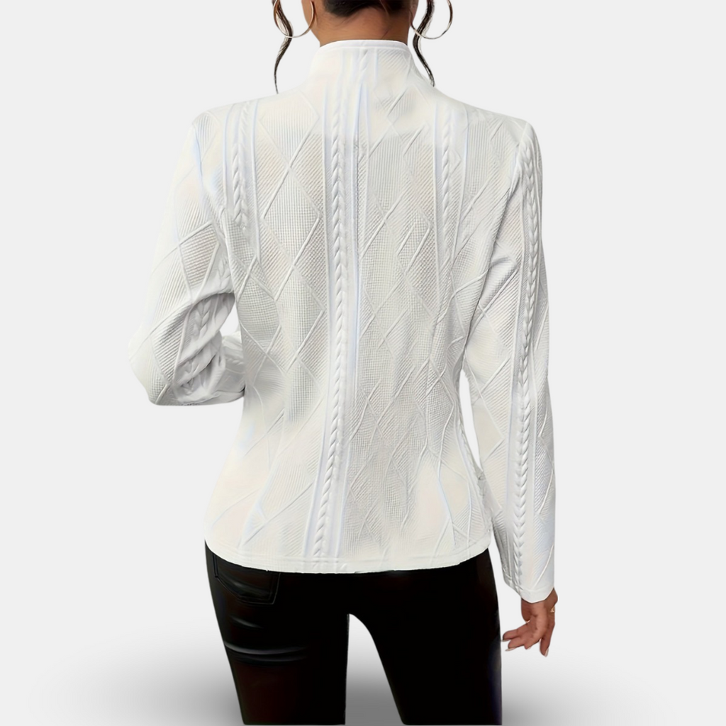 Battistina – Strikket blazer med struktur og geometriske knapper