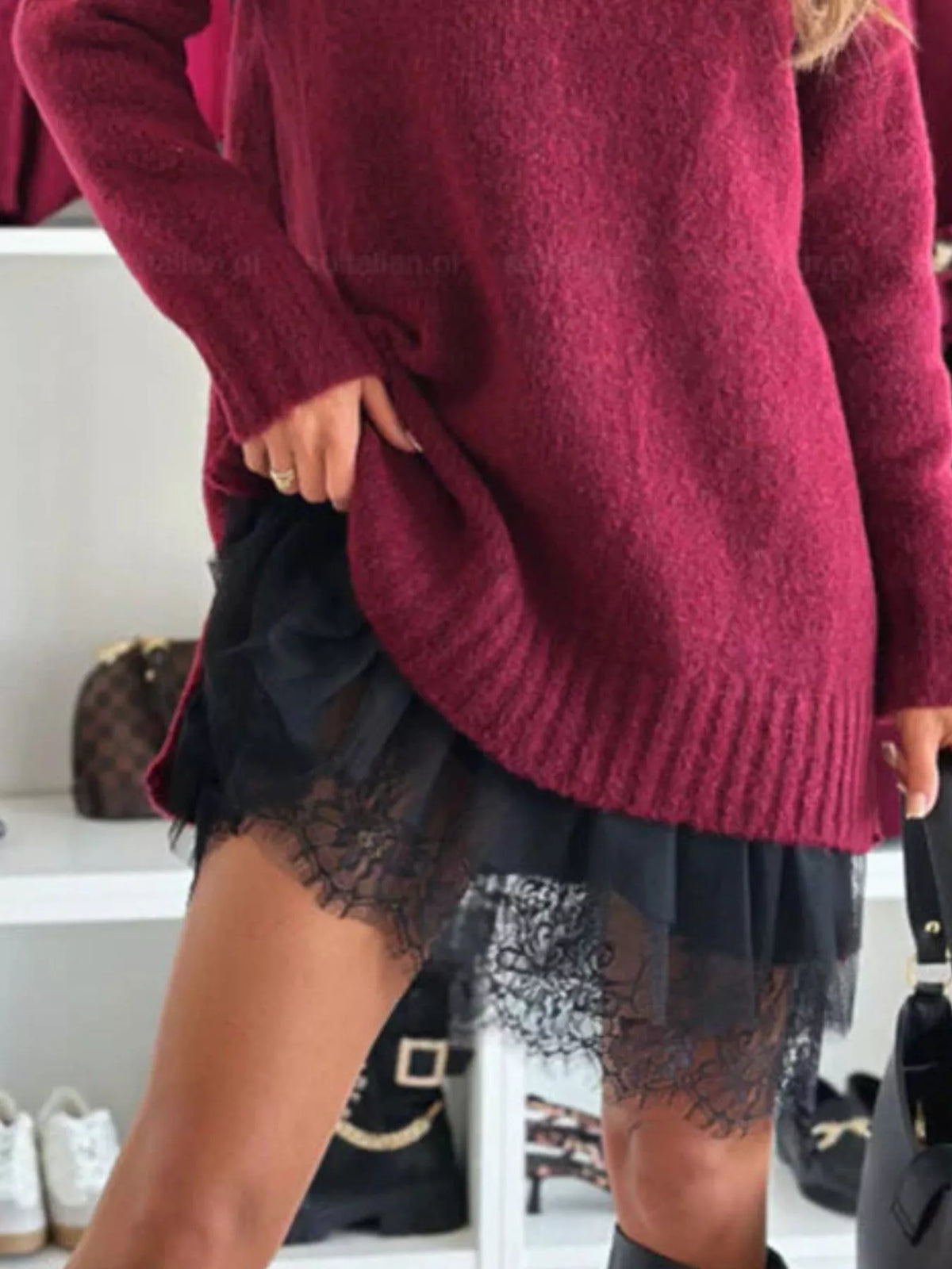 Stella – Oversized rullekravesweater i strik