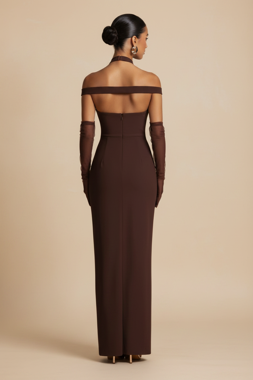 Selene | Off shoulder maxikjole i chokoladebrun