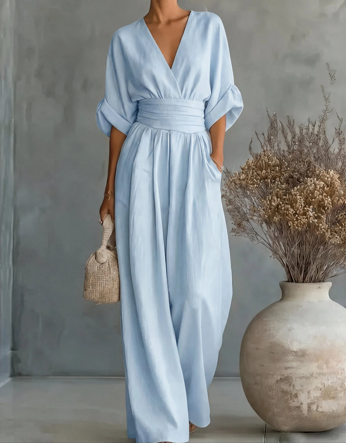 Daniela | Elegant jumpsuit med V-hals og vide ben