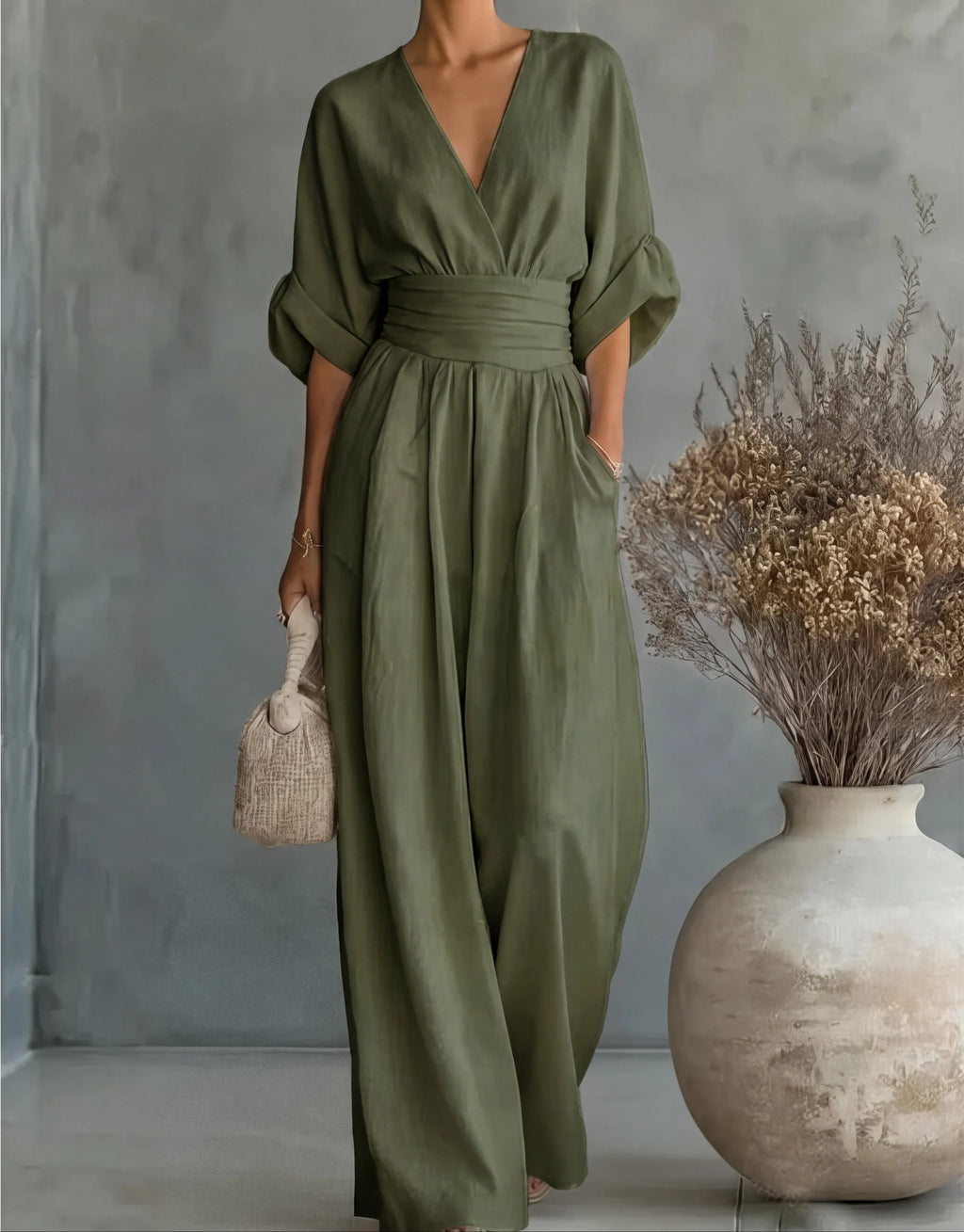 Daniela | Elegant jumpsuit med V-hals og vide ben