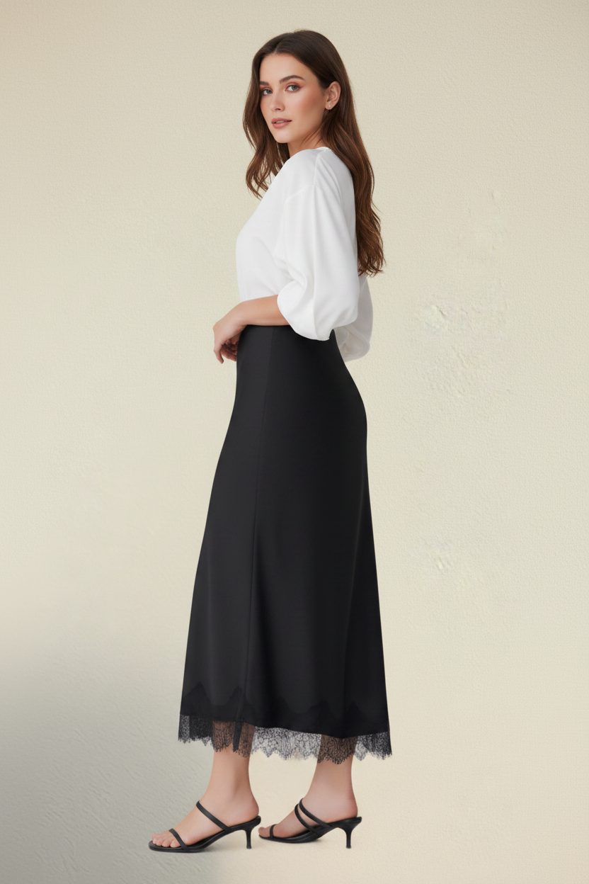 Noire – Elegant midinederdel med blondeeffekt