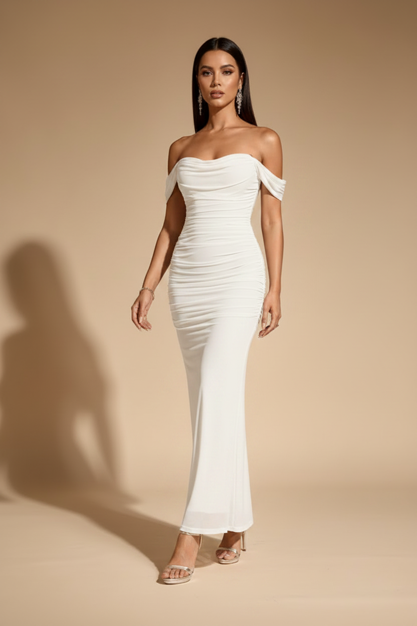 Serena | Draperet off shoulder-maxikjole i hvid