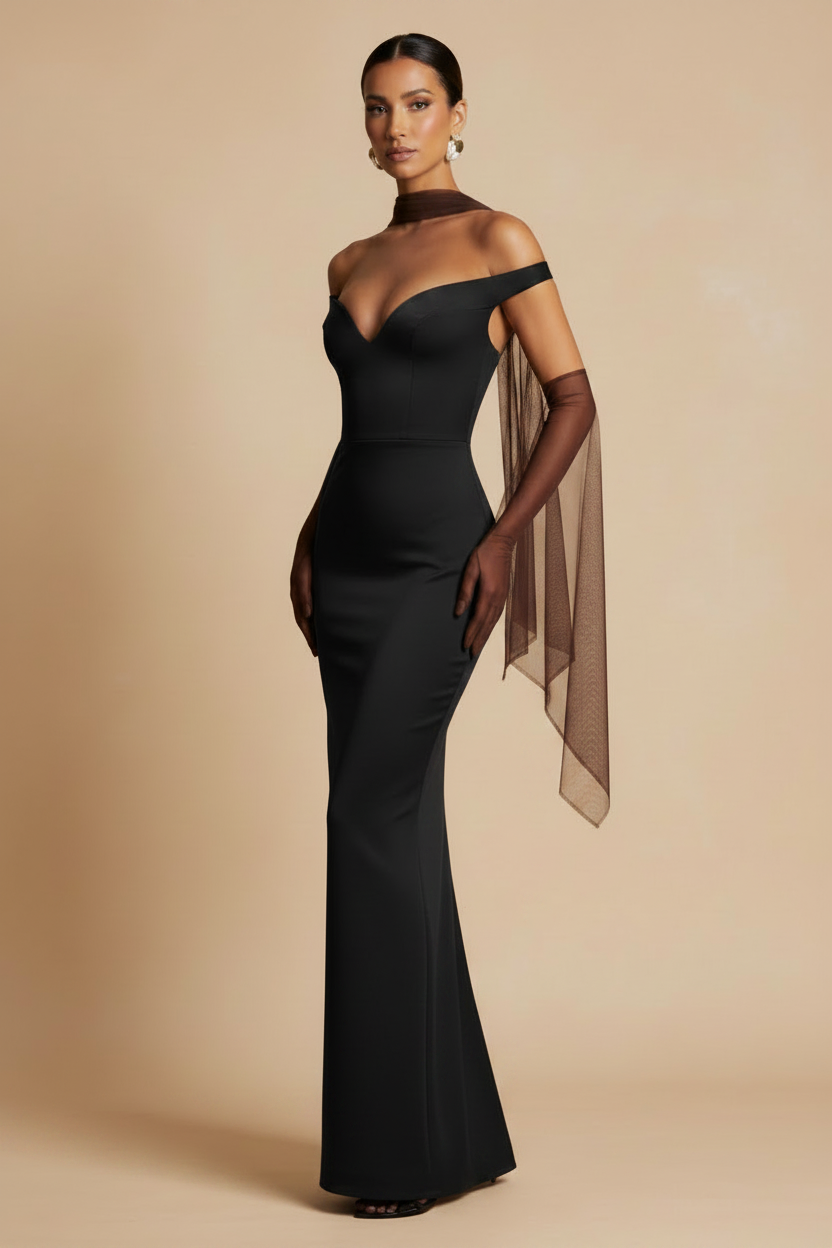 Selene | Off shoulder maxikjole i sort
