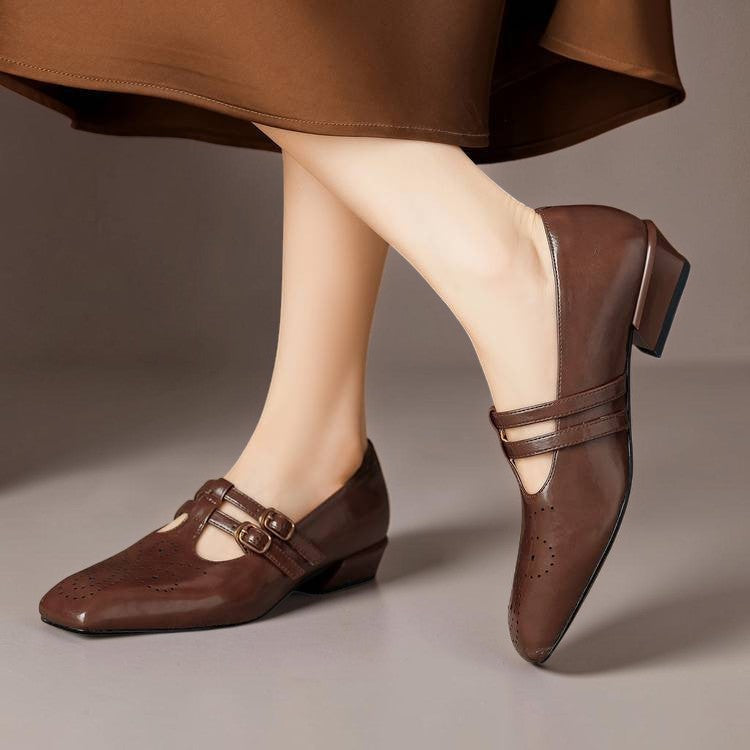 Marisol – Mary Jane-pumps med brogue-mønster og dobbelt rem
