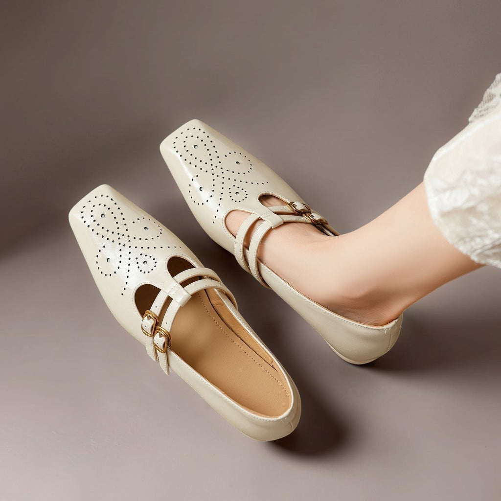 Marisol – Mary Jane-pumps med brogue-mønster og dobbelt rem