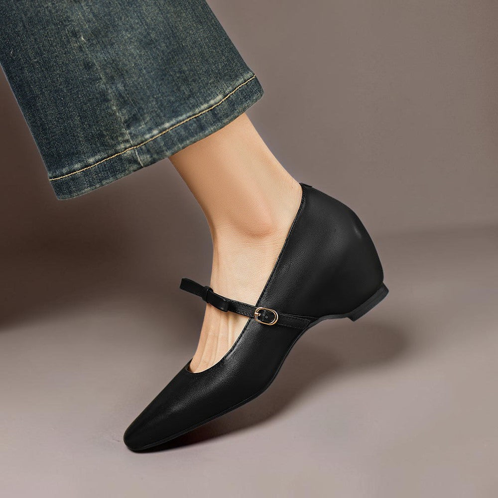Bryony – Mary Jane-pumps med sløjferem