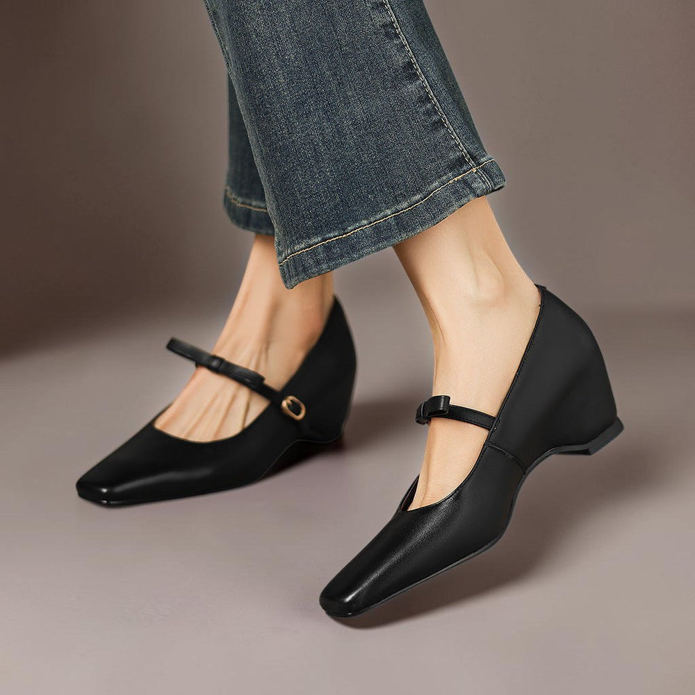 Bryony – Mary Jane-pumps med sløjferem
